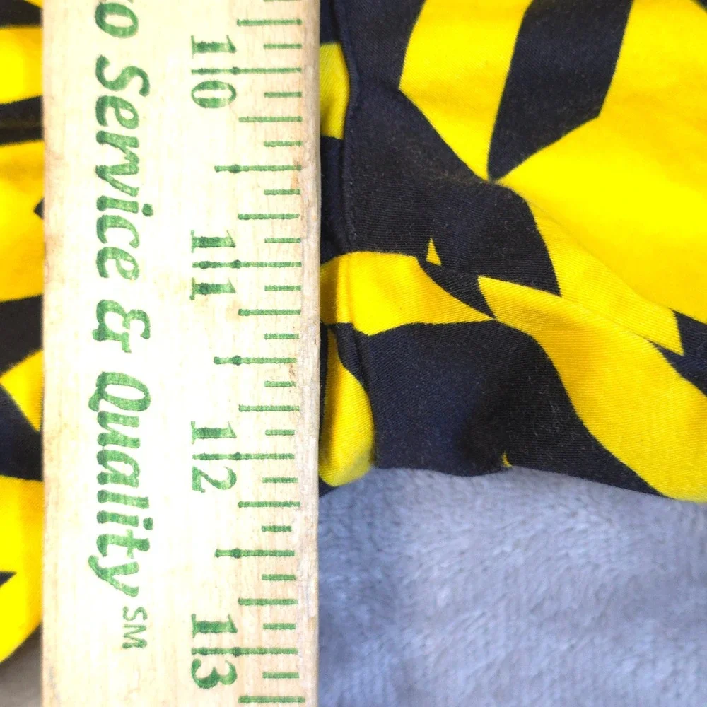 Loudmouth Golf Shorts Mens 42 Yellow Black Houndstooth Pattern Statement Preppy